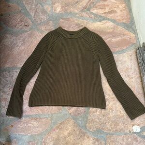 Classic Olive Crewneck Ribbed Sweater - Women's